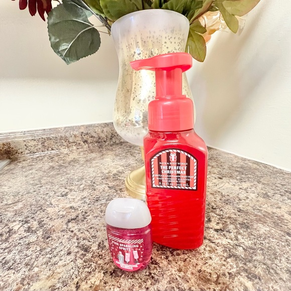 Brand New: The Perfect Christmas Hand Soap - Unisex - Picture 6 of 8